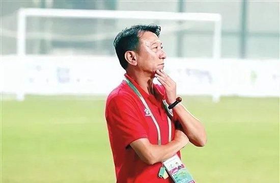 这四名武道高手，一个个都被子弹打的面目全非，不夸张的说，每个人身上至少三四十个弹孔，从头到脚几乎没有一个部分完好。